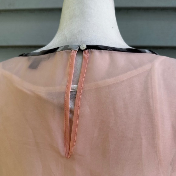 American Eagle Black & White Floral Blouse Cap Sleeve Sheer Top Whimsygoth Sz SP - Picture 7 of 11